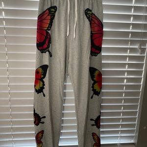 GREY BUTTERFLY SWEATPANTS🦋
